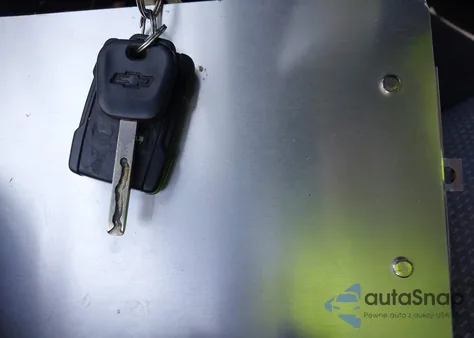 2017 Chevrolet Silverado 1500 Custom from USA, damaged, VIN 1GCRCPEC2HZ394926